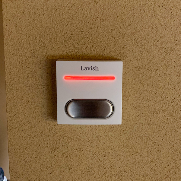 退室ボタン